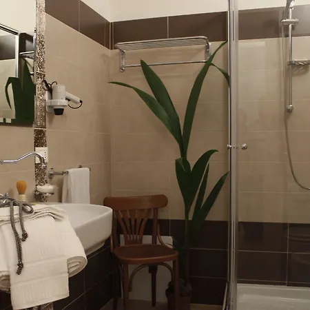 Meruo ホテル モラーノ・カーラブロ